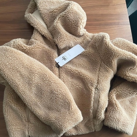 •❌SOLD❌NEW• ALO YOGA Foxy Sherpa Jacket - Picture 2 of 16